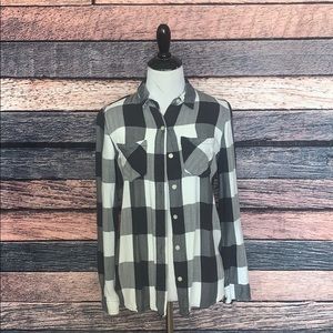 Stylish Plaid Jacket or Shirt